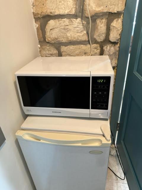 בית האבן העתיק מ-1885 עם מגונית פרטית בחצר Rosh Pinna Ngoại thất bức ảnh